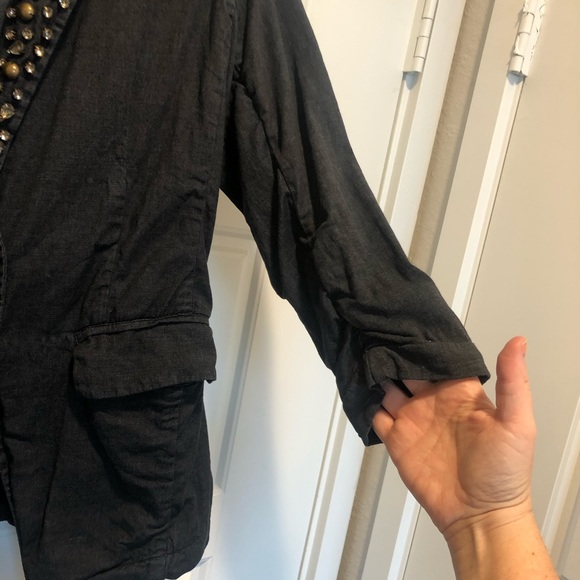 Kardashian brand embellished denim blazer! (8) - Picture 3 of 4